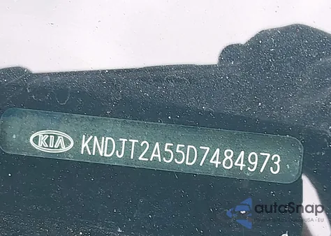 2013 Kia Soul z USA, uszkodzony, nr VIN KNDJT2A55D7484973